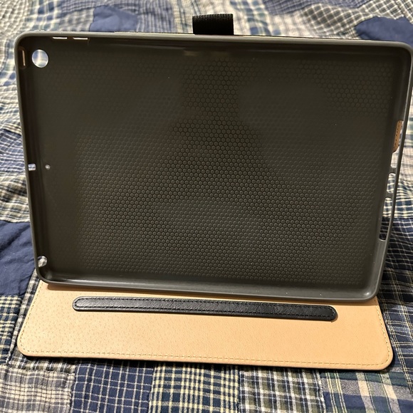 Tablet Case - Picture 4 of 6